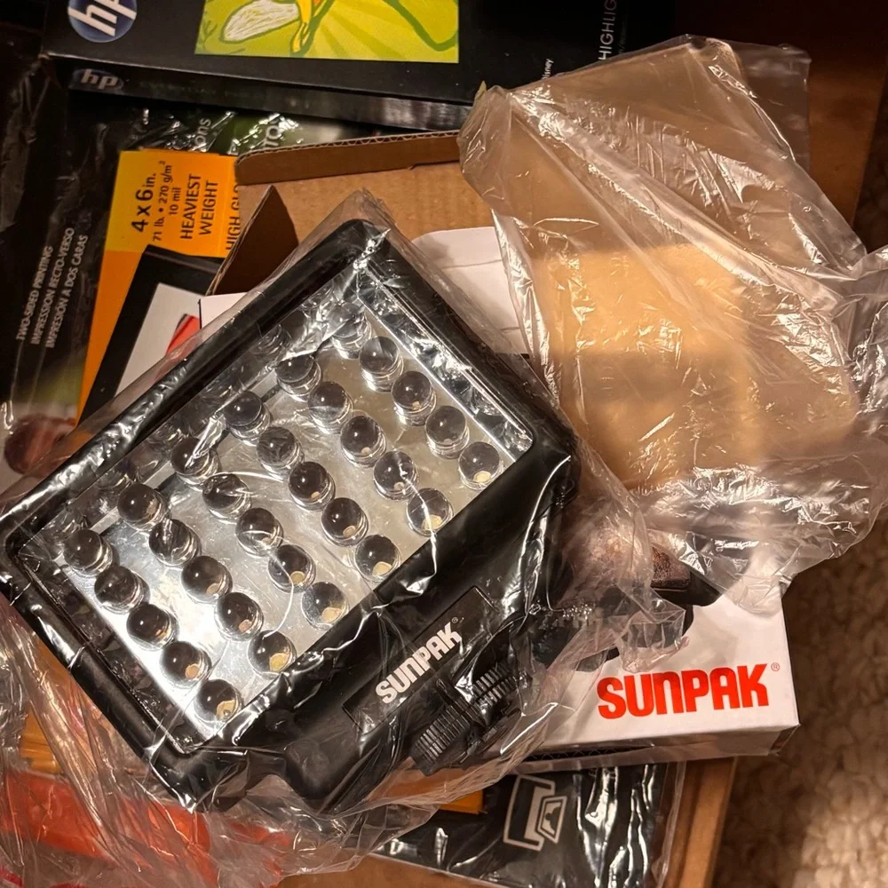 Sunpak LED 30 Video Light - Black
